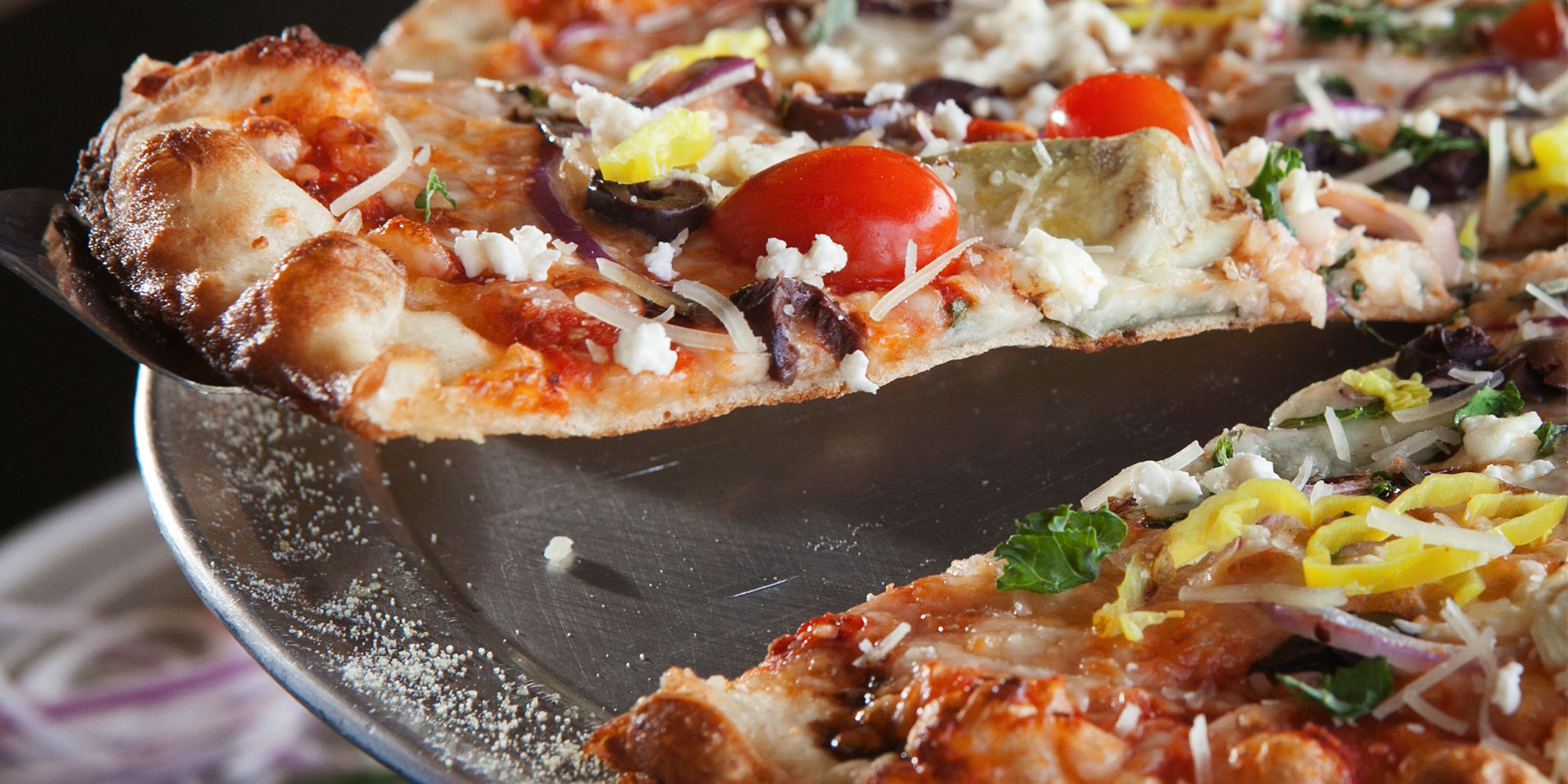 Wailea Restaurant Review: Manoli’s Pizza Company