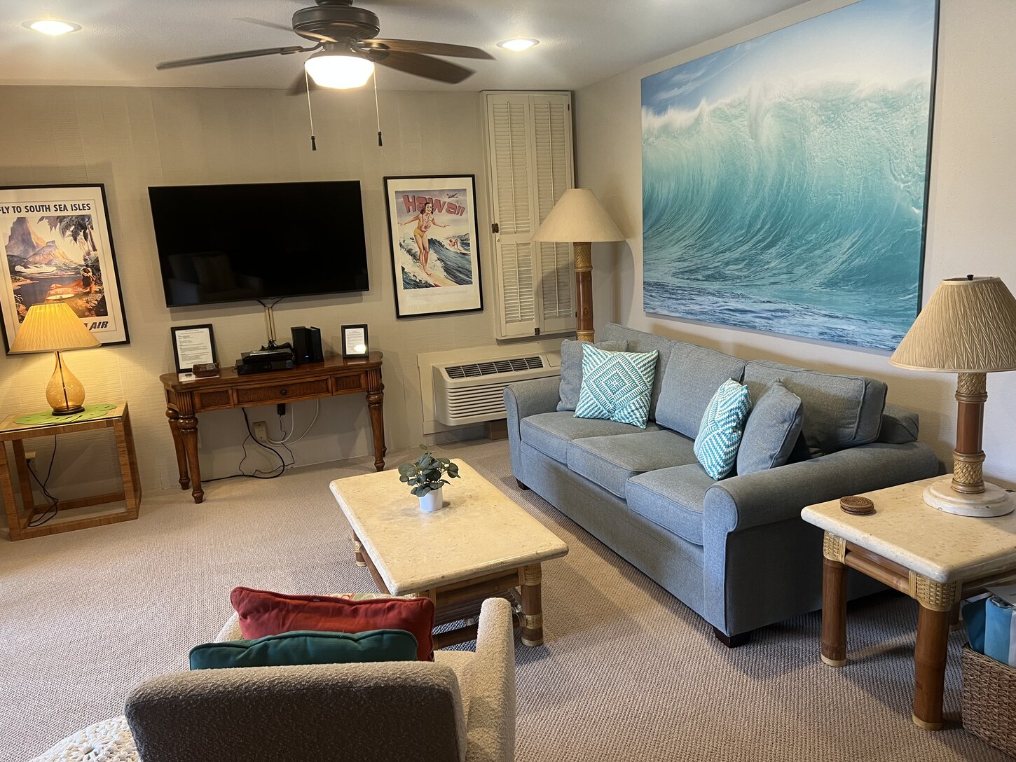 Spacious Living Room with sleeper sofa