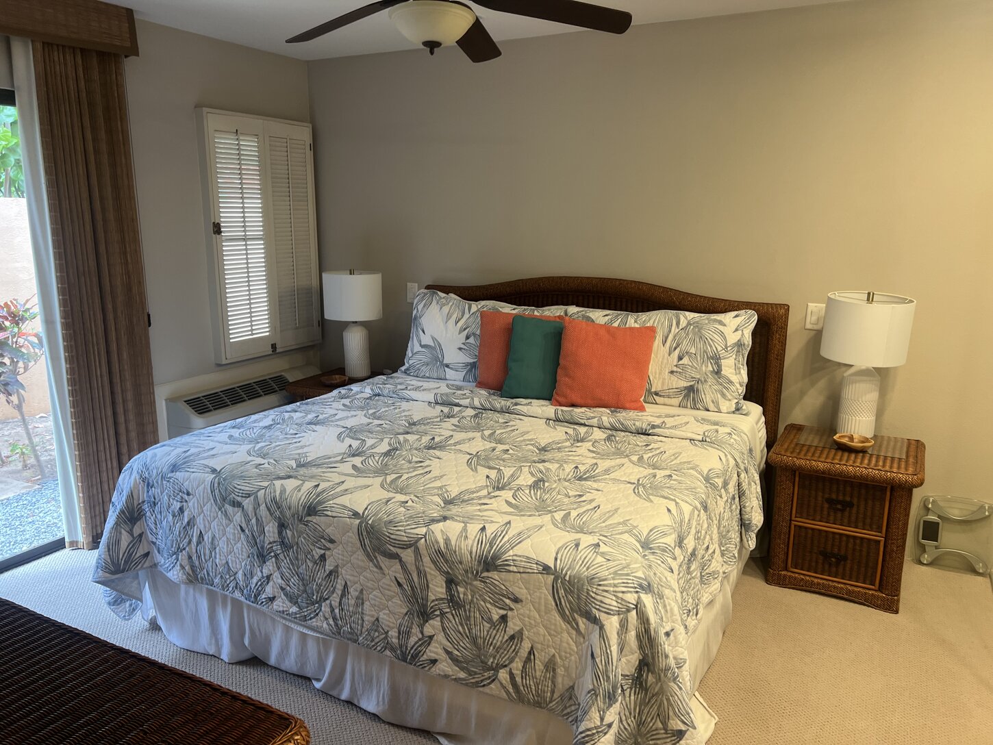 King-size firm memory foam mattress, blackout shades, plenty of storage