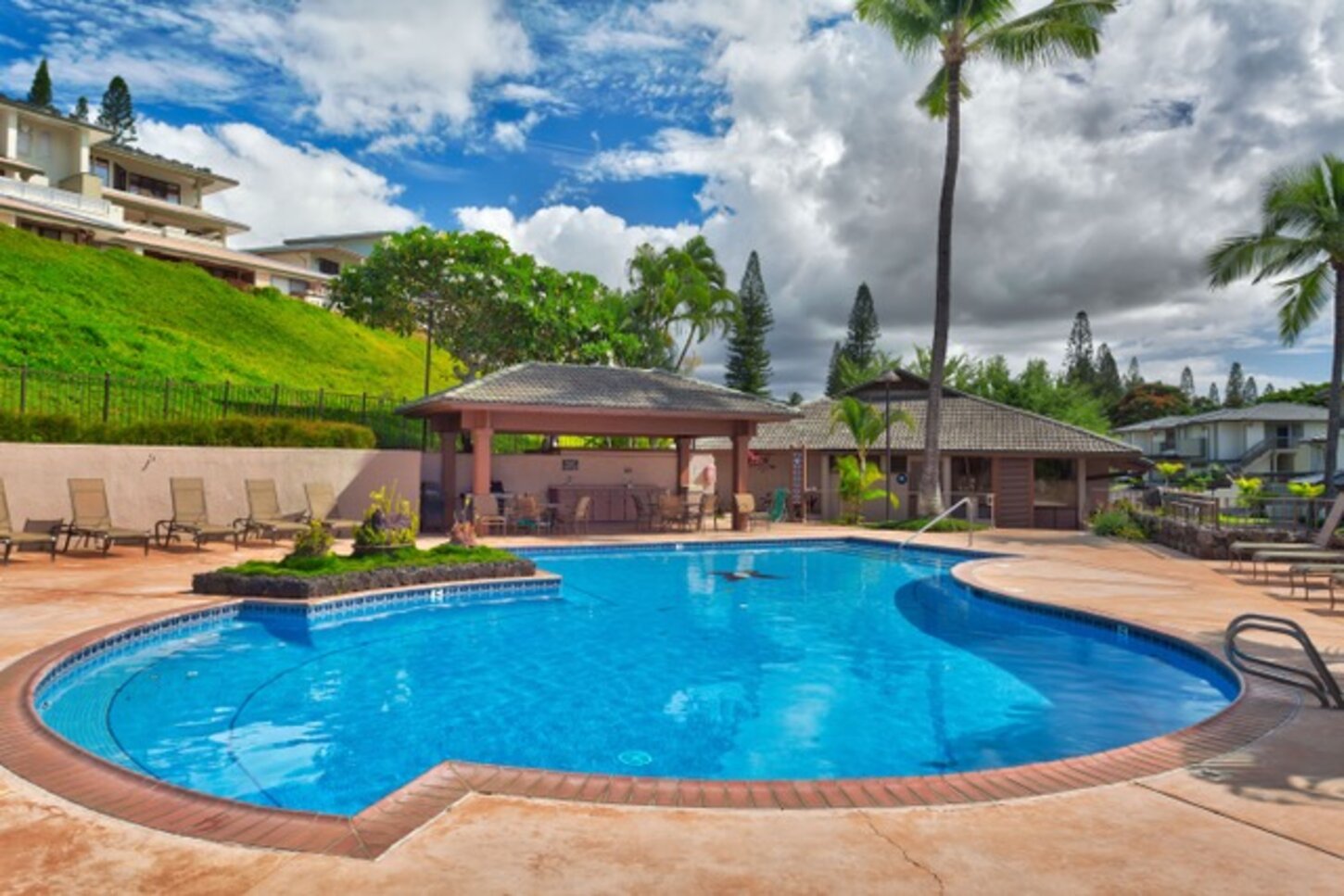 Pool area, communal