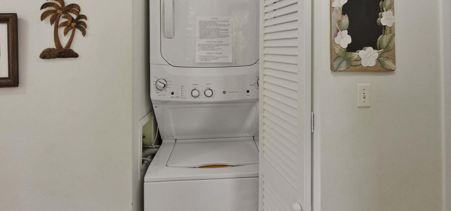 Full Size Washer & Dryer with Detergent