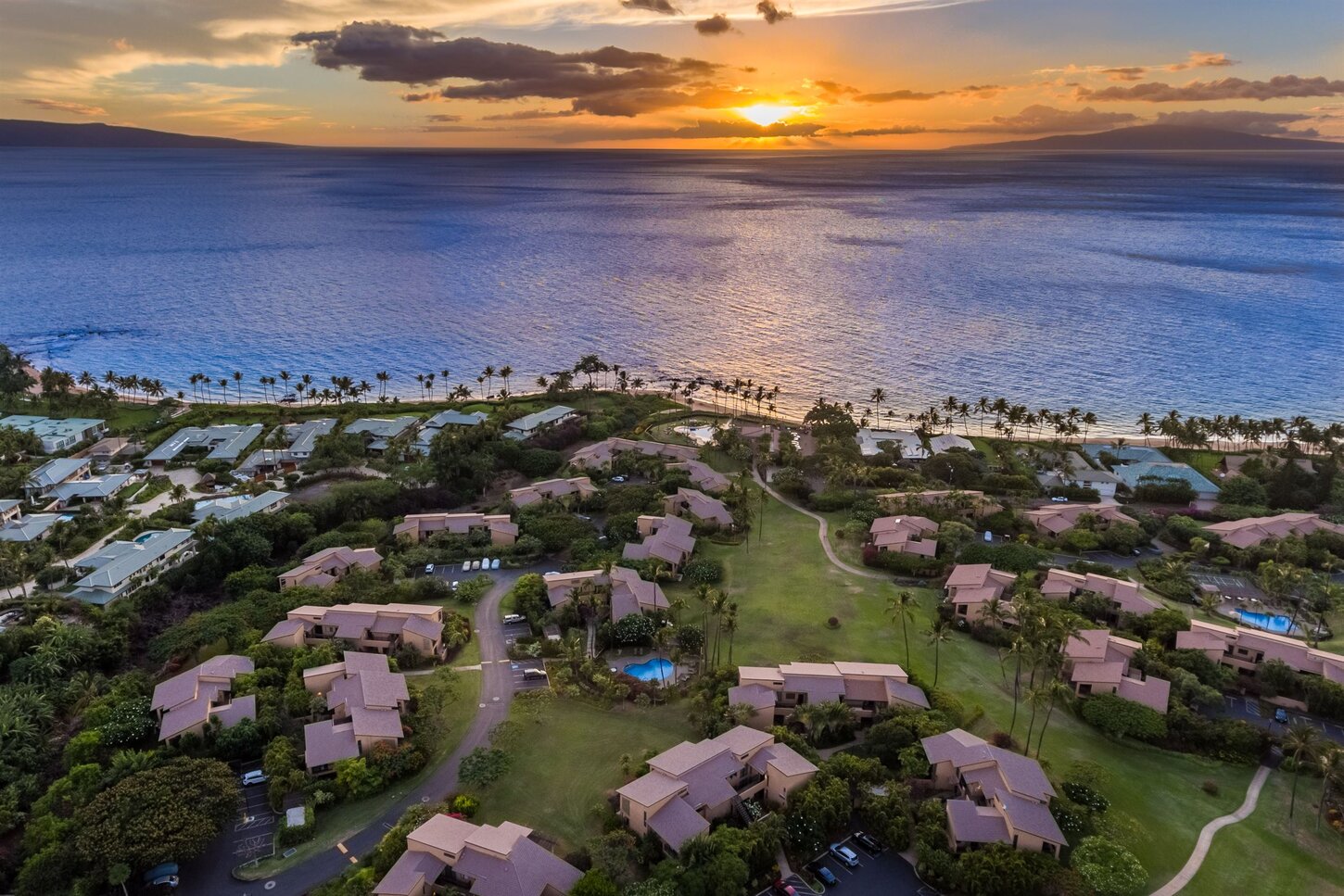 Sunsets at Ekahi can't be beat!