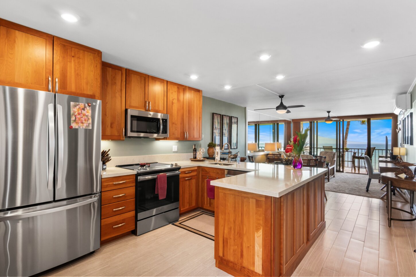 Fully loaded kitchen includes dishwasher, microwave, full refrigerator, ice maker, stove/oven and more..