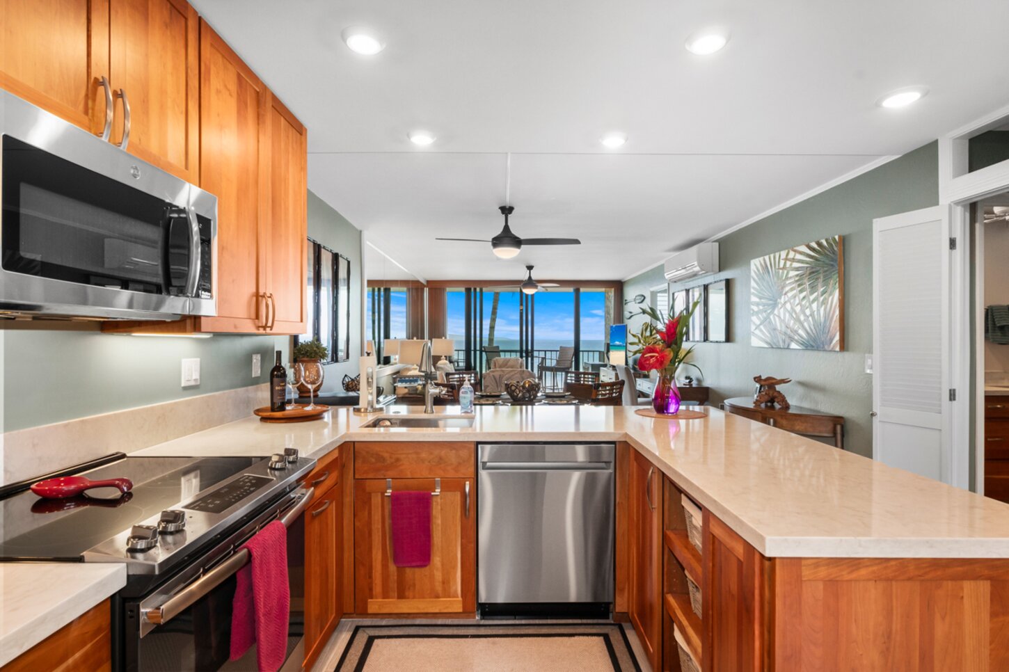 Open kitchen great for entertaining
