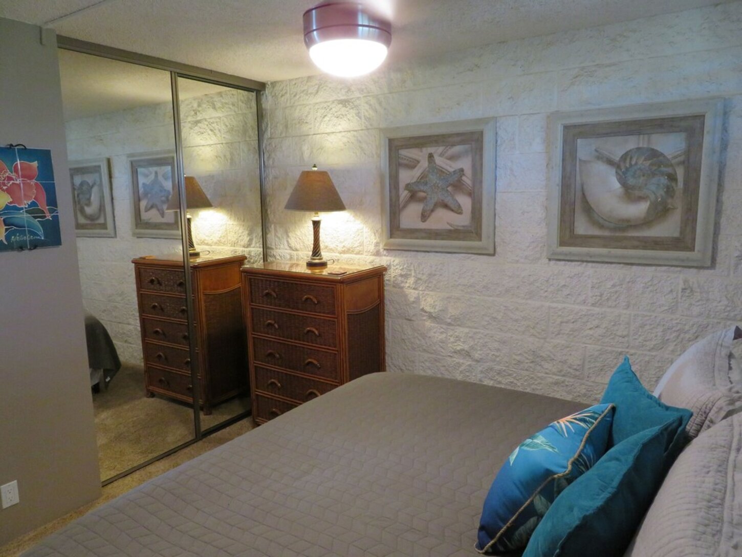 Guest bedroom in king bed configuration