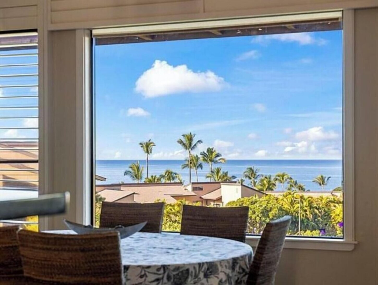 Dining View