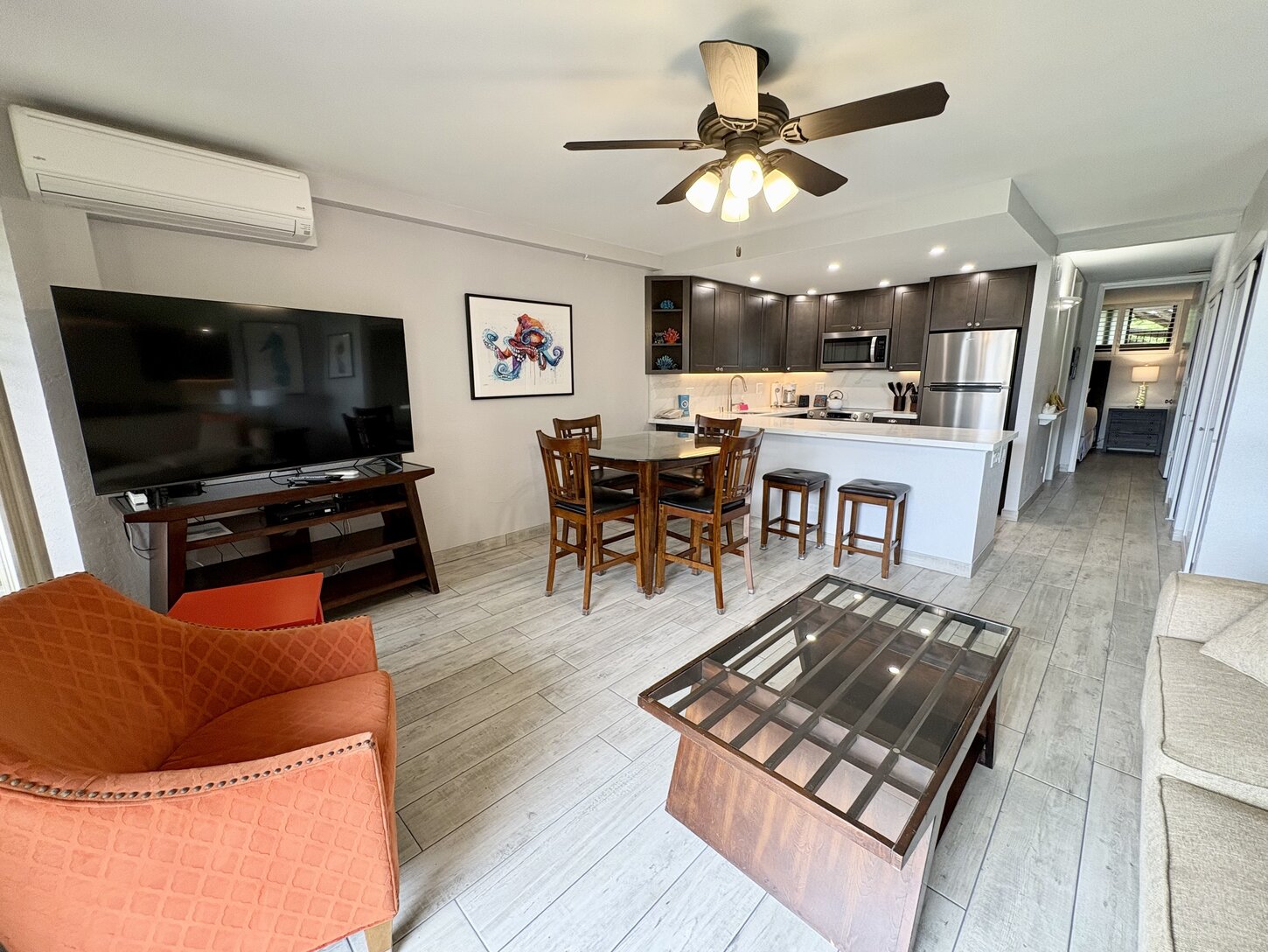 Living Room - Breakfast Bar - Sleeper Sofa 