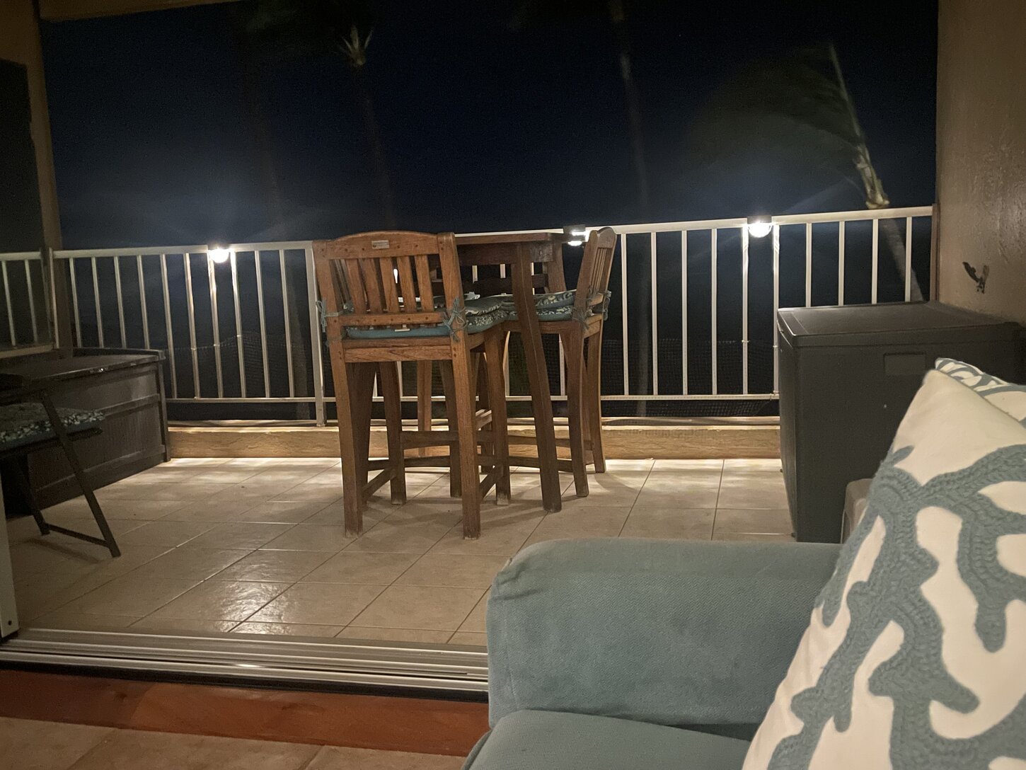 Evening from the lanai with the multi-stack sliders fully open