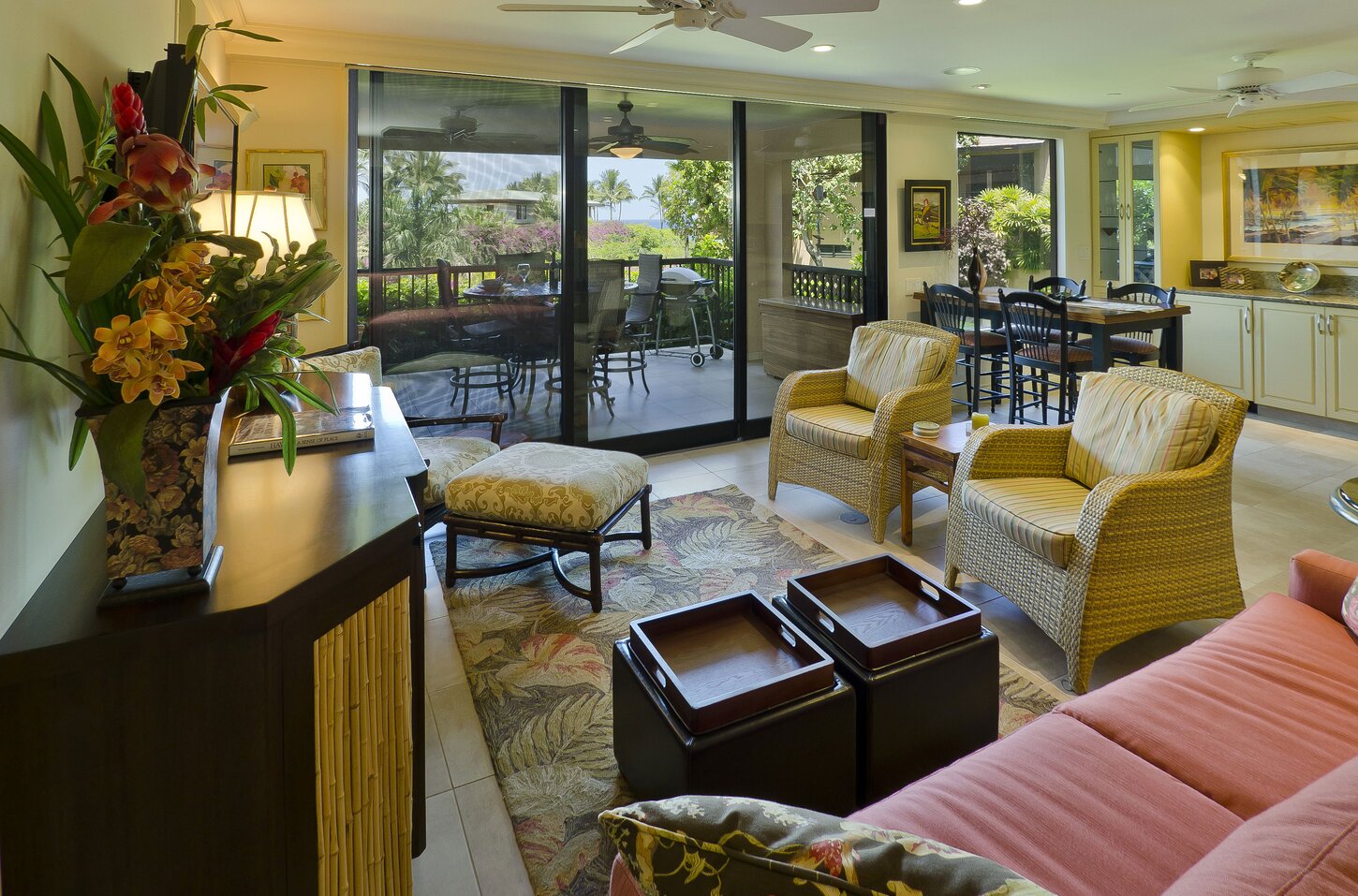 Living room with view to ocean