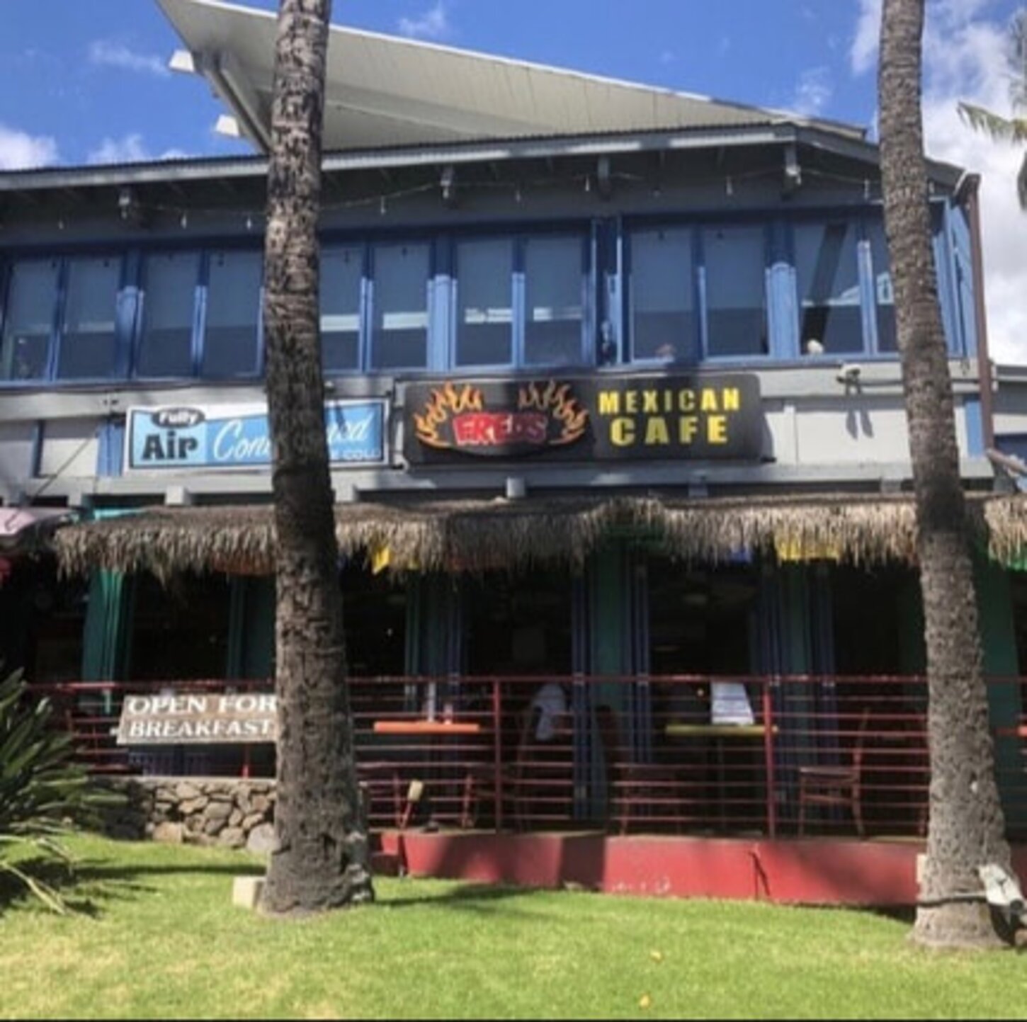 Restaurant Next Door leads to many shops and other eateries and a convenience store.