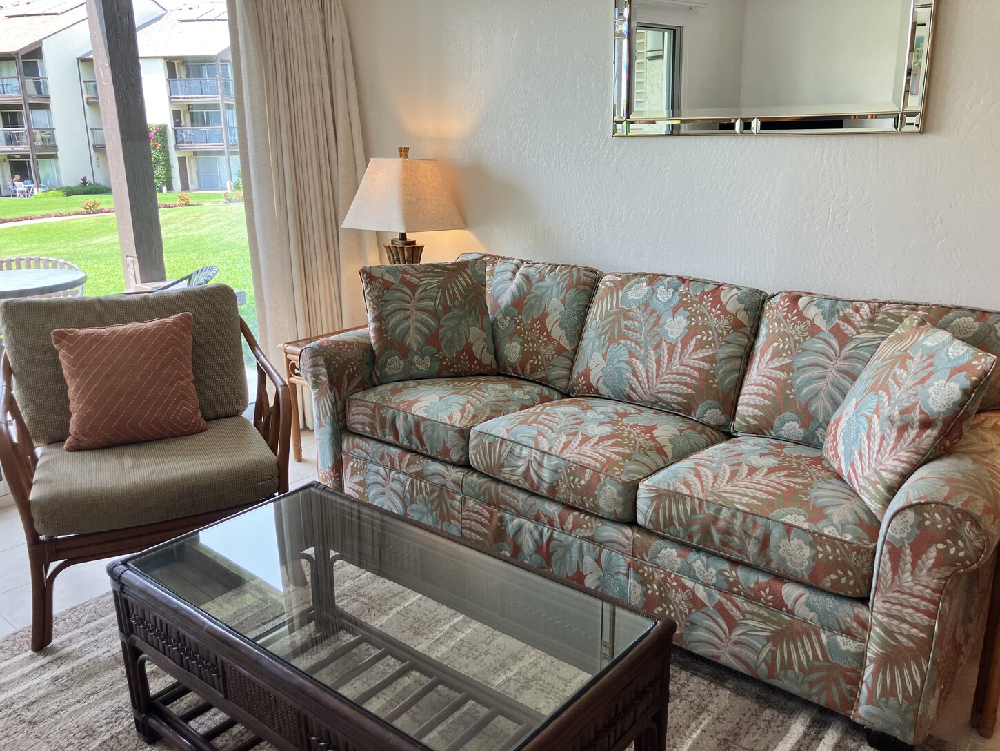 Comfortable sofa that pulls out to a Queen bed. 