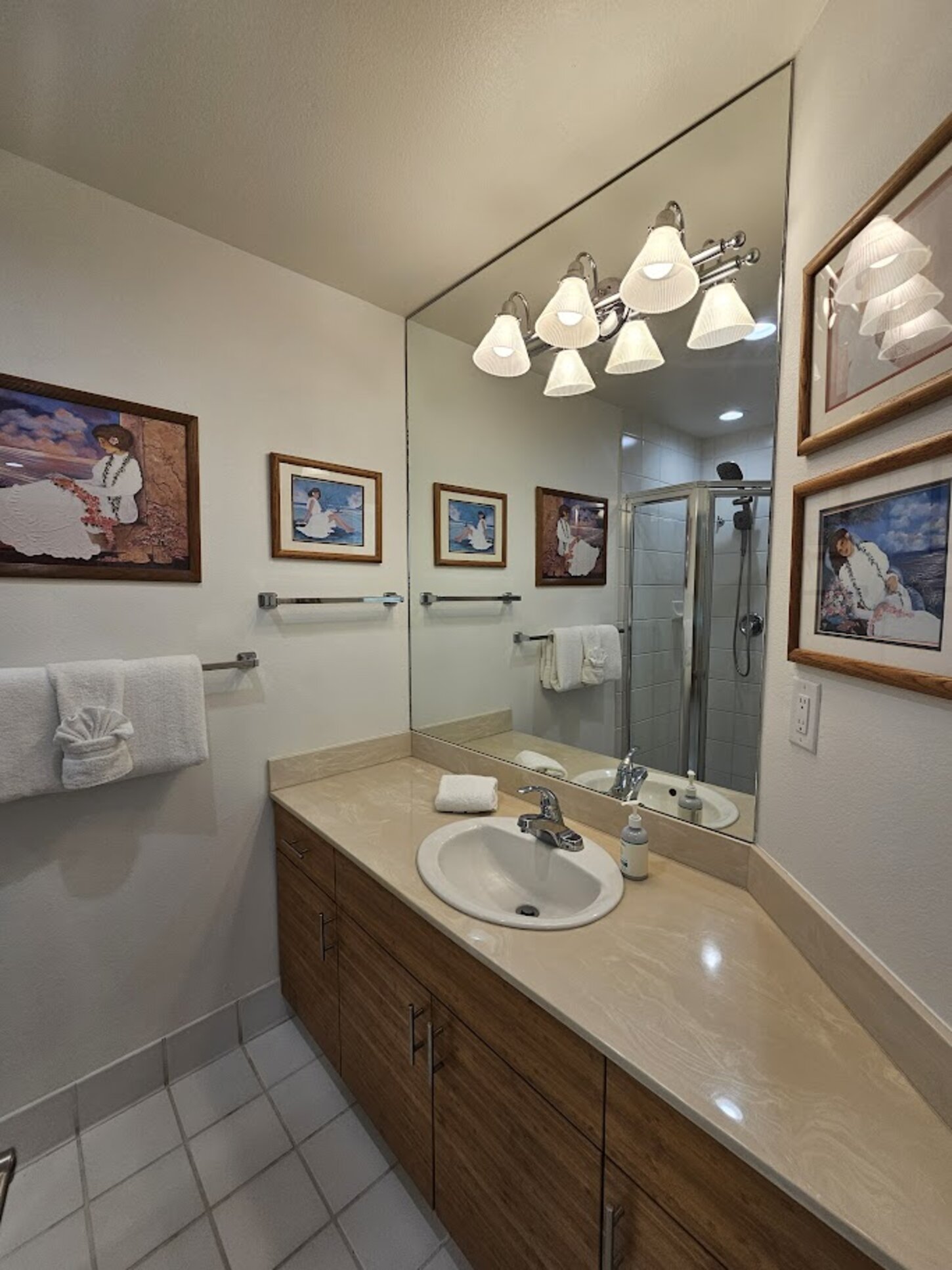 Main bathroom with walk in shower!