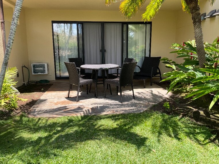 Fabulous Private 1 Bedroom/2 Bathroom by Upper Pool! MK K102