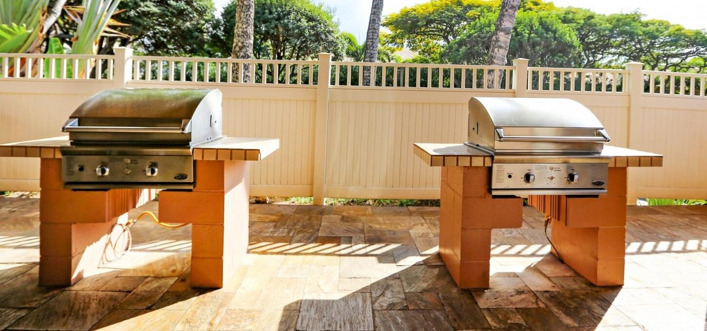 Clean, Well Maintained Gas Grills located @ each Pool Area